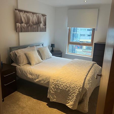 Clarance Docks Apartment Leeds  Extérieur photo